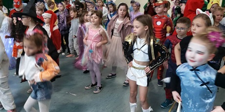 Powiększ grafikę: bal-karnawalowy-2026-669574.jpg