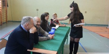 Powiększ grafikę: dzien-kobiet-2019-44546.jpg