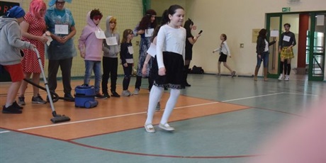 Powiększ grafikę: dzien-kobiet-2019-44557.jpg