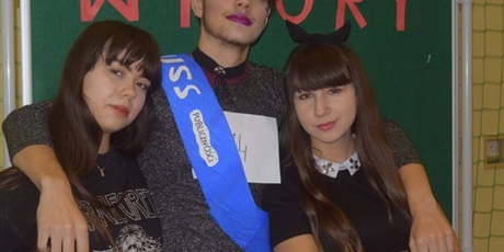 Powiększ grafikę: dzien-kobiet-2019-44584.jpg