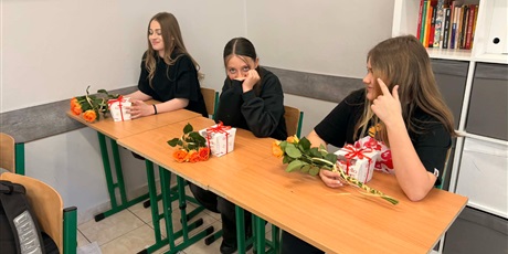 Powiększ grafikę: dzien-kobiet-679420.jpg