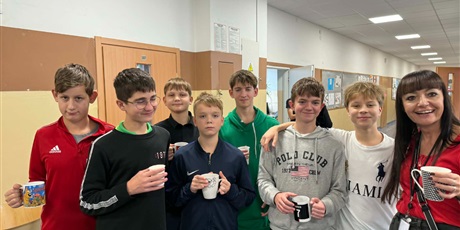 Powiększ grafikę: dzien-patrona-663111.jpg