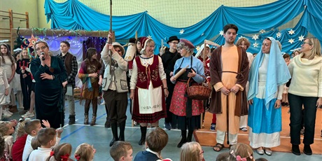 Powiększ grafikę: jaselka-w-naszej-szkole-668521.jpg