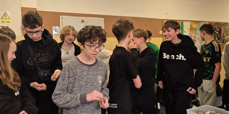 Powiększ grafikę: kiermasz-wielkanocny-684334.jpg