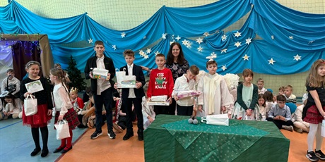 Powiększ grafikę: rozstrzygniecie-konkursu-slodka-kartka-dla-seniora-668512.jpg