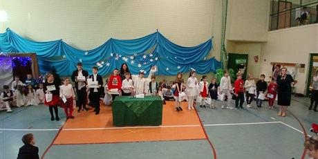 Powiększ grafikę: rozstrzygniecie-konkursu-slodka-kartka-dla-seniora-668518.jpg