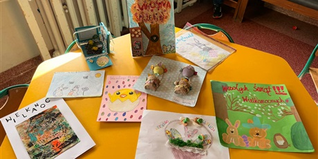 Powiększ grafikę: rozstrzygniecie-vii-dzielnicowego-konkursu-plastycznego-kartka-wielkanocna-687112.jpg