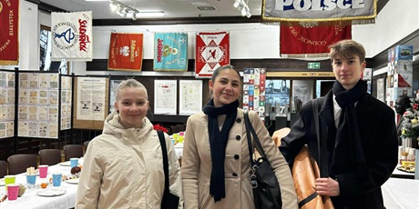 Powiększ grafikę: uroczystosci-pod-pomnikiem-poleglych-stoczniowcow-w-gdansku-666001.jpg