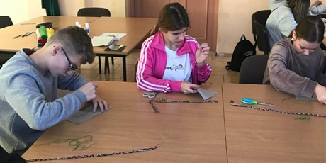 Powiększ grafikę: warsztaty-hafciarskie-662809.jpg