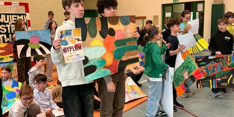 Powiększ grafikę: wernisaz-i-podsumowanie-konkursu-przemalowujemy-dziela-mistrzow-malarstwa-polskiego-tadeusz-dominik-683098.jpg