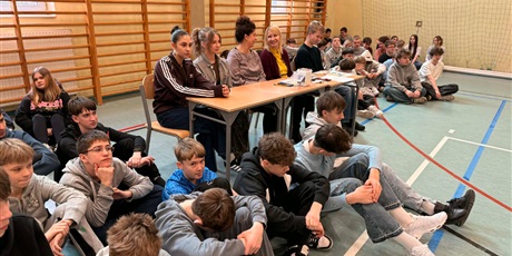 Powiększ grafikę: wernisaz-i-podsumowanie-konkursu-przemalowujemy-dziela-mistrzow-malarstwa-polskiego-tadeusz-dominik-683108.jpg