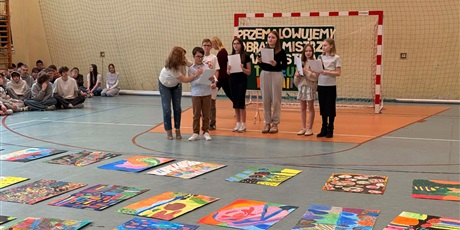 Powiększ grafikę: wernisaz-i-podsumowanie-konkursu-przemalowujemy-dziela-mistrzow-malarstwa-polskiego-tadeusz-dominik-683109.jpg