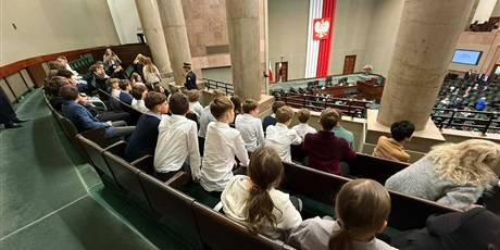 Powiększ grafikę: wizyta-w-sejmie-rp-656062.jpg