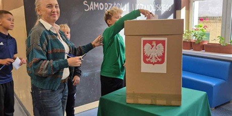 Powiększ grafikę: wybory-do-samorzadu-uczniowskiego-645170.jpg