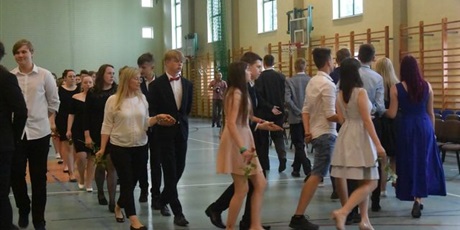 Powiększ grafikę: zakonczenie-roku-szkolnego-2018-2019-dla-klas-3-gimnazjum-i-8-klas-szkoly-podstawowej-80667.jpg