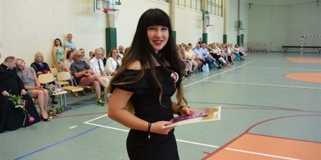 Powiększ grafikę: zakonczenie-roku-szkolnego-2018-2019-dla-klas-3-gimnazjum-i-8-klas-szkoly-podstawowej-80736.jpg