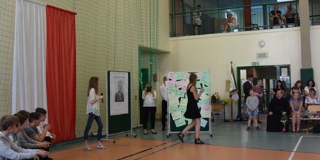 Powiększ grafikę: zakonczenie-roku-szkolnego-2018-2019-dla-klas-3-gimnazjum-i-8-klas-szkoly-podstawowej-80754.jpg