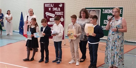 Powiększ grafikę: zakonczenie-roku-szkolnego-2024-2025-631230.jpg