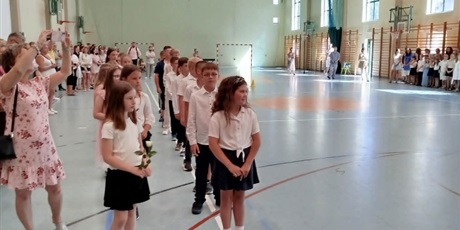 Powiększ grafikę: zakonczenie-roku-szkolnego-2025-2026-705648.jpg